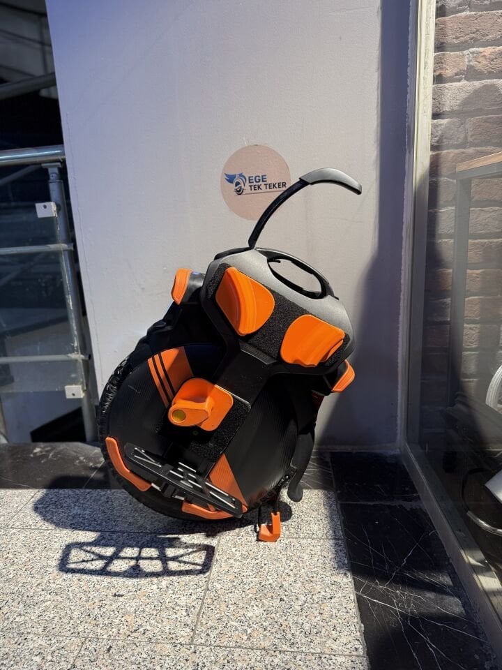 İnmotion V11Y ( 2 inci el )