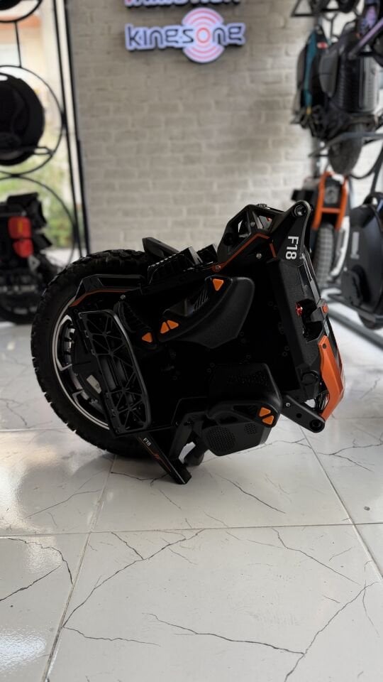 Ks-F18 ( 2 İnci El )